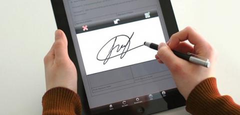 Tot mai mulți cetățeni aleg semnătura electronică pentru a semna documentele în format electronic